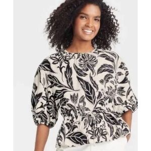 Who What Wear Black and White Floral Blouse